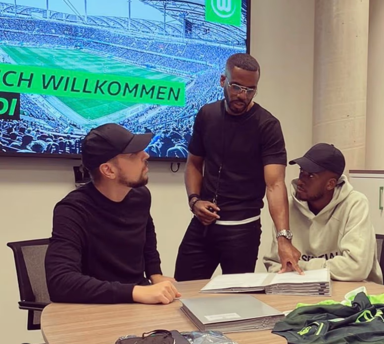 Dodi Lukebakio football transfer case study